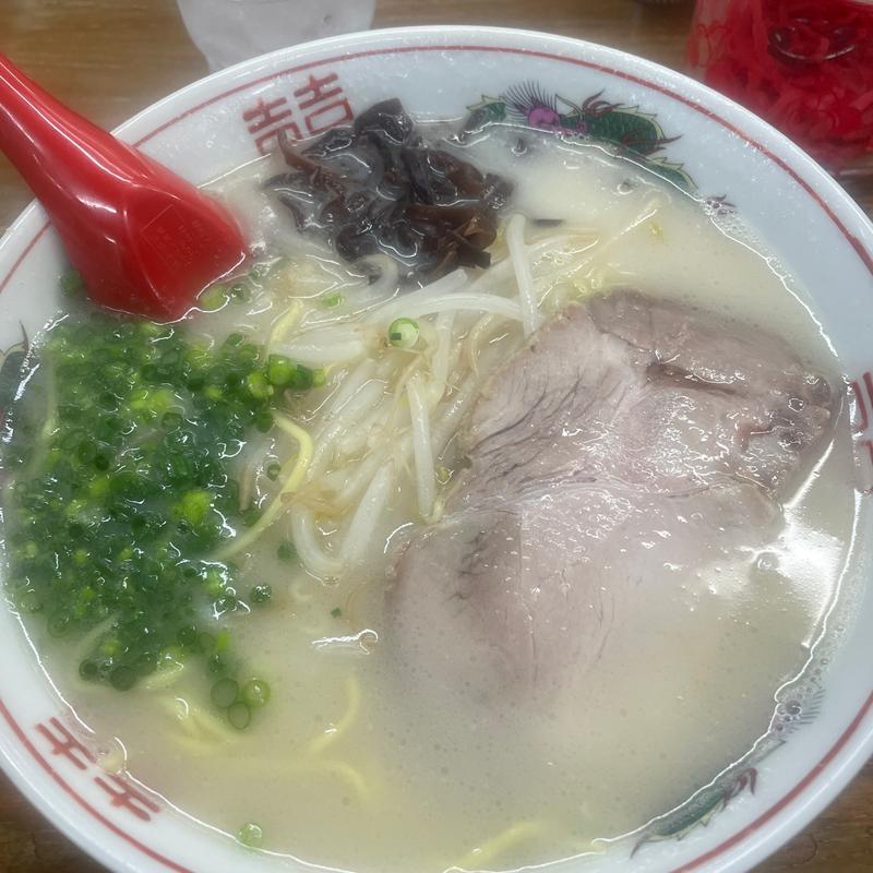 ラーメン大盛り(九州ラーメン 友理)