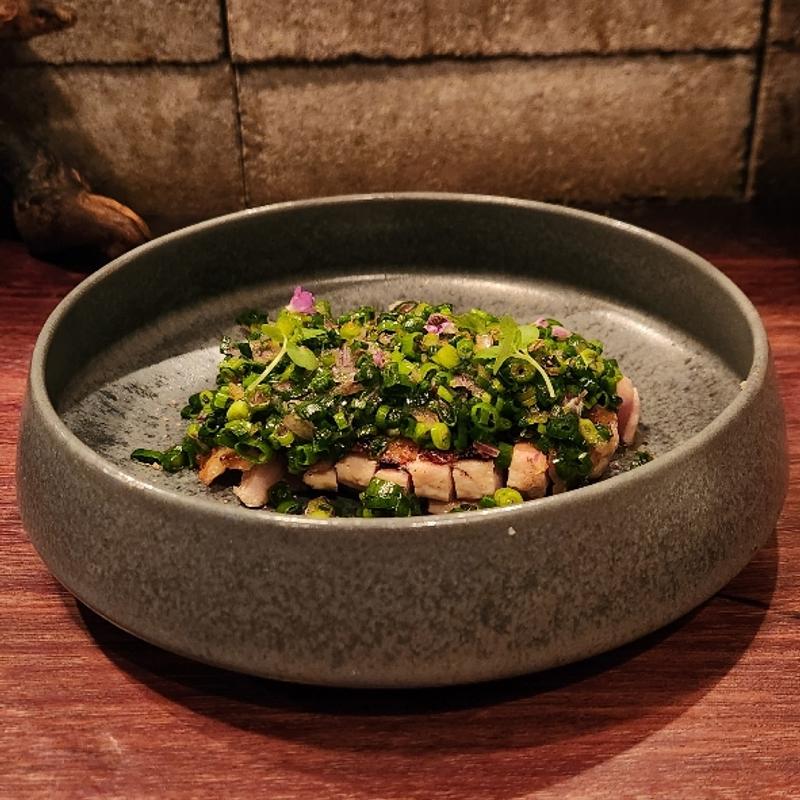 もも肉たたき(炭火焼鳥コクレ （Sumibiyakitori Coquelet）)