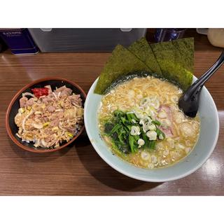 ラーメン(並)+チャーシューめし