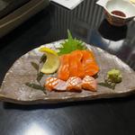 サーモン刺身(瀧ずし )