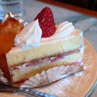 ショートケーキ(エンゼル洋菓子店 )