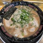 Wスープラーメン(無鉄砲大阪店 （むてっぽう）)
