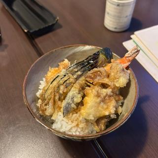花天丼(粉名屋小太郎 （こたろう）)