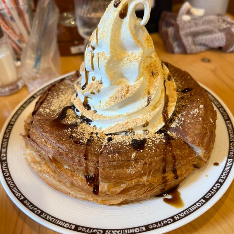 シロノワール 桔梗信玄餅(コメダ珈琲店 三木平田店)