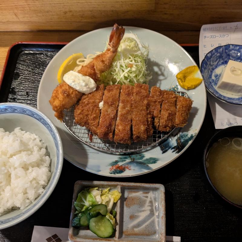 ロースかつ定食＋エビ1尾(とんかつ茂兵エ )