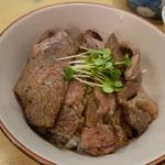 極上焼肉丼(近江かね安 （オウミカネヤス）)