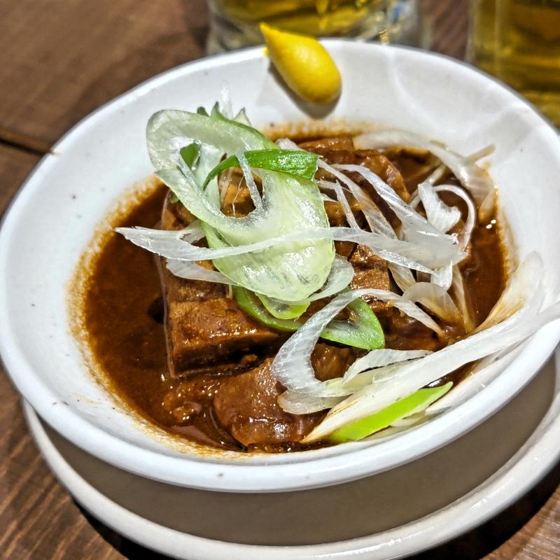 もつ肉豆腐(格安ビールと鉄鍋餃子 3・6・5酒場関内店)