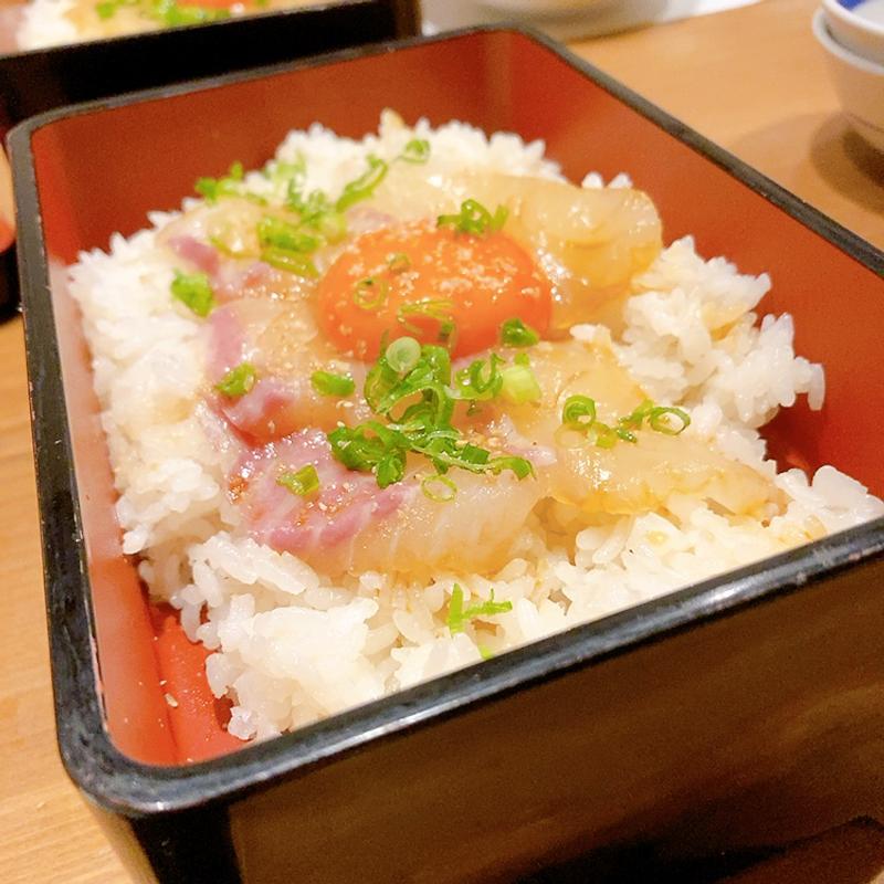 瀬戸内真鯛　鯛めし(料理や 万ぷく)