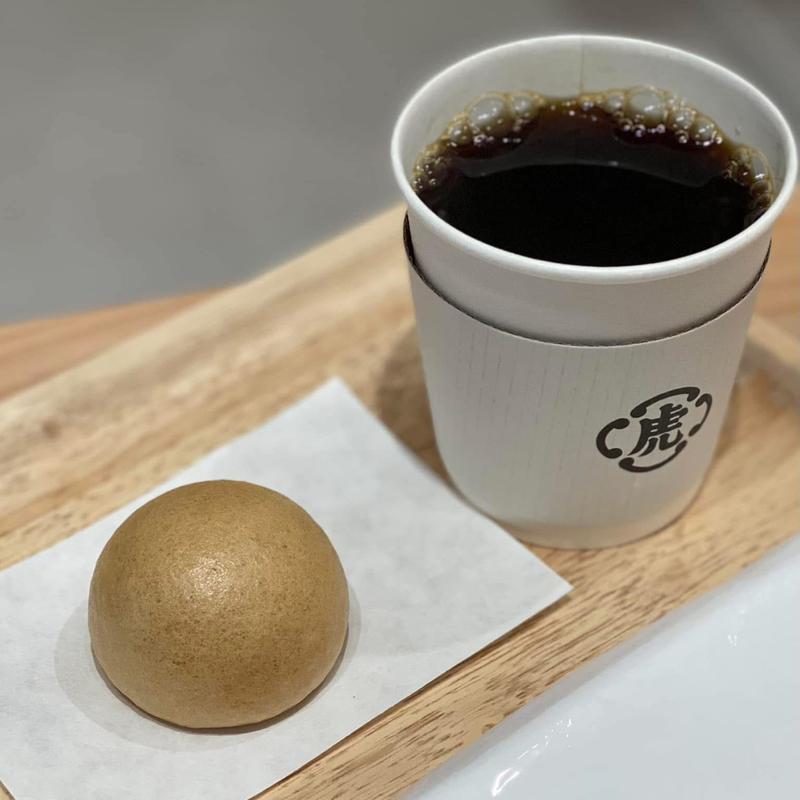 利休餅 コーヒー(虎屋菓寮 新宿伊勢丹店 （とらやかりょう）)