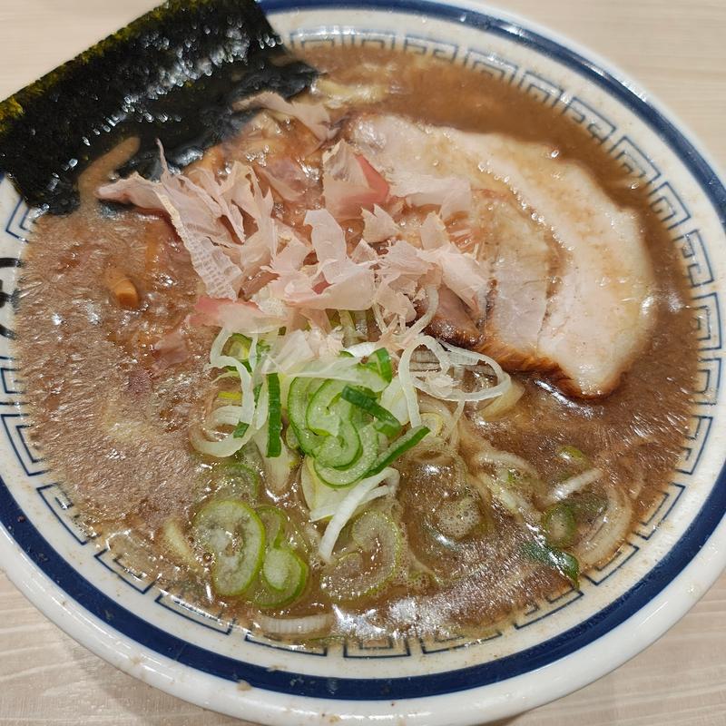 濃厚魚介ラーメン(らーめん玉 ららぽーと豊洲店)