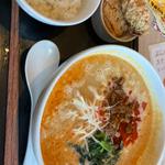 四川風担々麺S鶏の唐揚げ2個ミニごはん付き(デニーズ 松戸日暮店 )