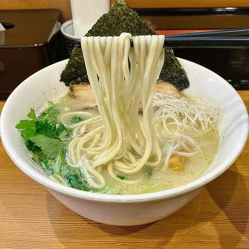 煮込み塩そば 三ッ葉増し(らーめん工房 麺作)