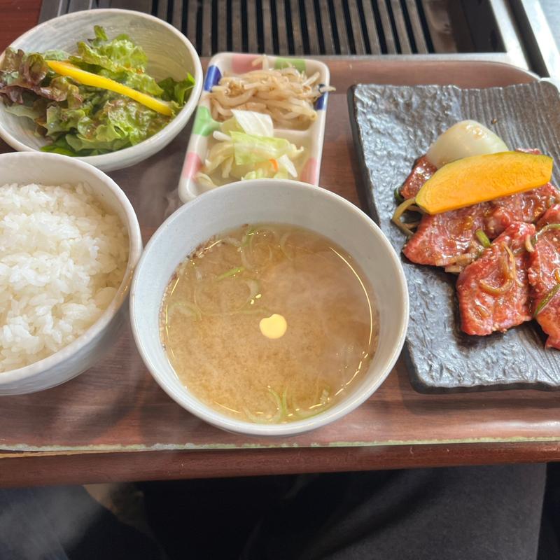 黒毛和牛カルビ定食(平和園 白石店)