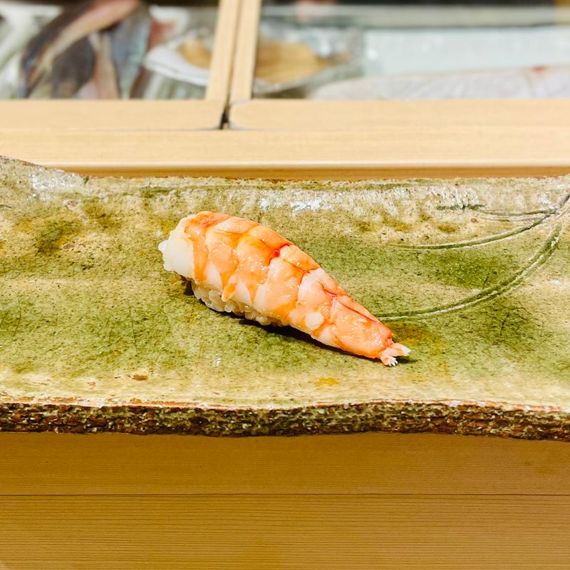 ランチ限定おまかせ握りコース　蒸しエビ(意気な寿し処 阿部 青山店)