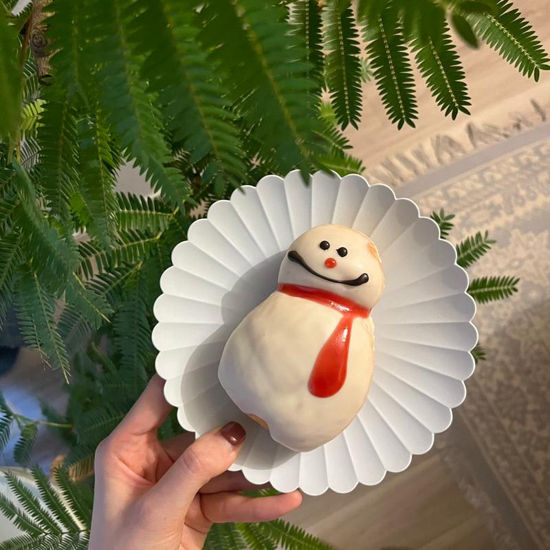スノーマン チョコレート(クリスピー・クリーム・ドーナツ 有楽町イトシア店 （Krispy Kreme Doughnuts）)