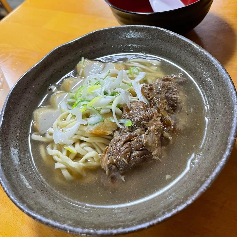 宮古そば(どらえもん 国際通り店)