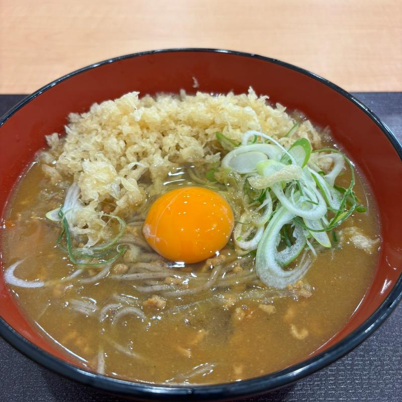 カレー蕎麦生卵(十割そば 二代目長助岡崎美合店)
