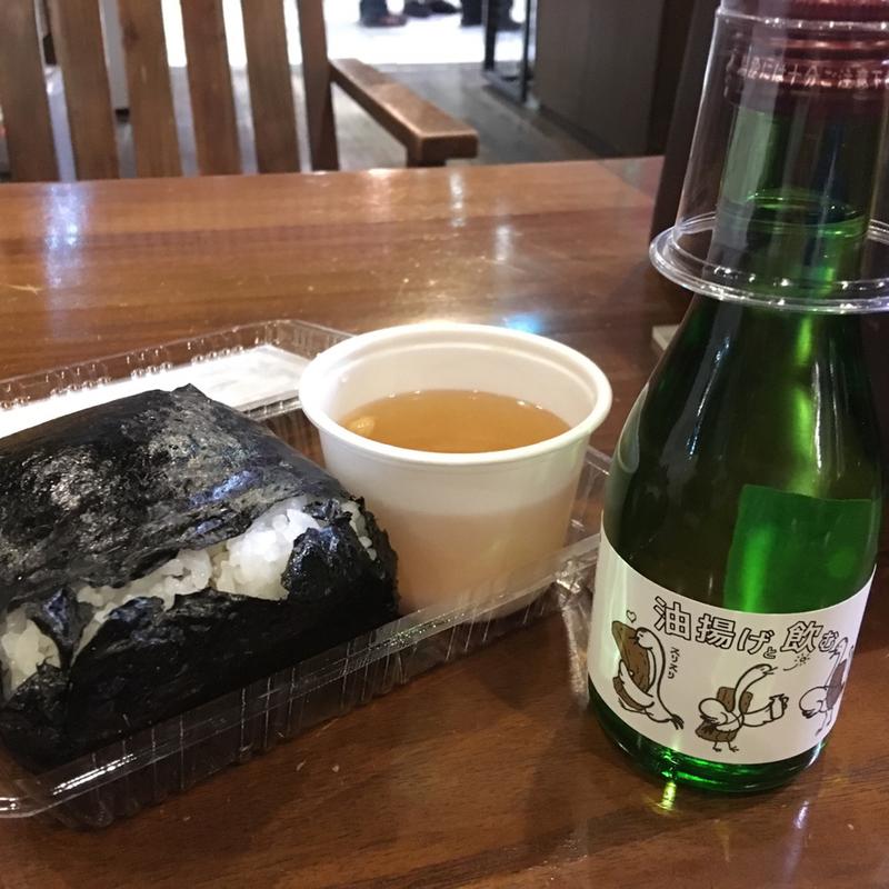 鮭(ぽんしゅ館 越後湯沢驛店 爆弾おにぎり家)