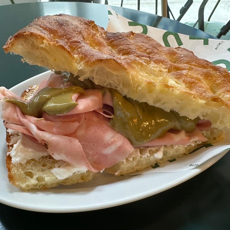  focaccia ※pistaccio.sauce(TUTU)