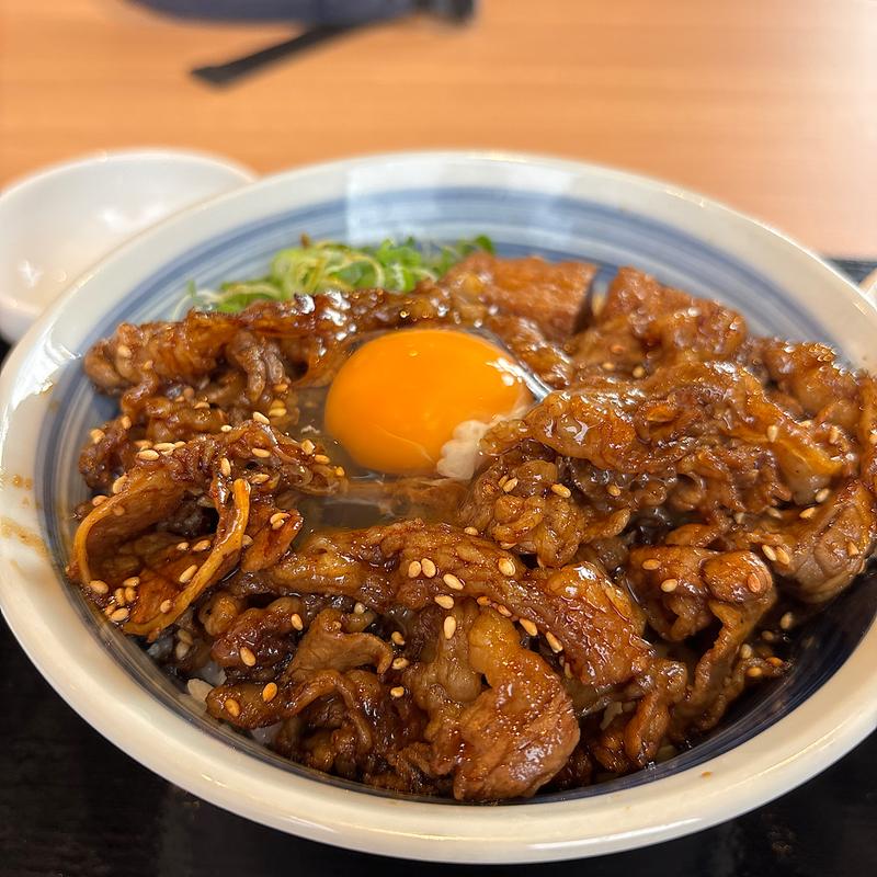 牛すき焼き焼きカルビ丼（並）肉増(焼きたてのかるび 北本店)