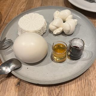 3種チーズプレート(GOOD CHEESE GOOD PIZZA)