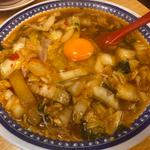 彩華ラーメン大、生卵(彩華ラーメン 八尾店)