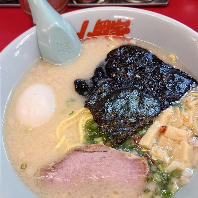 プレミアム塩とんこつラーメン(山岡家)