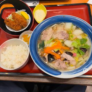 民芸ちゃんぽんカキフライご飯セット