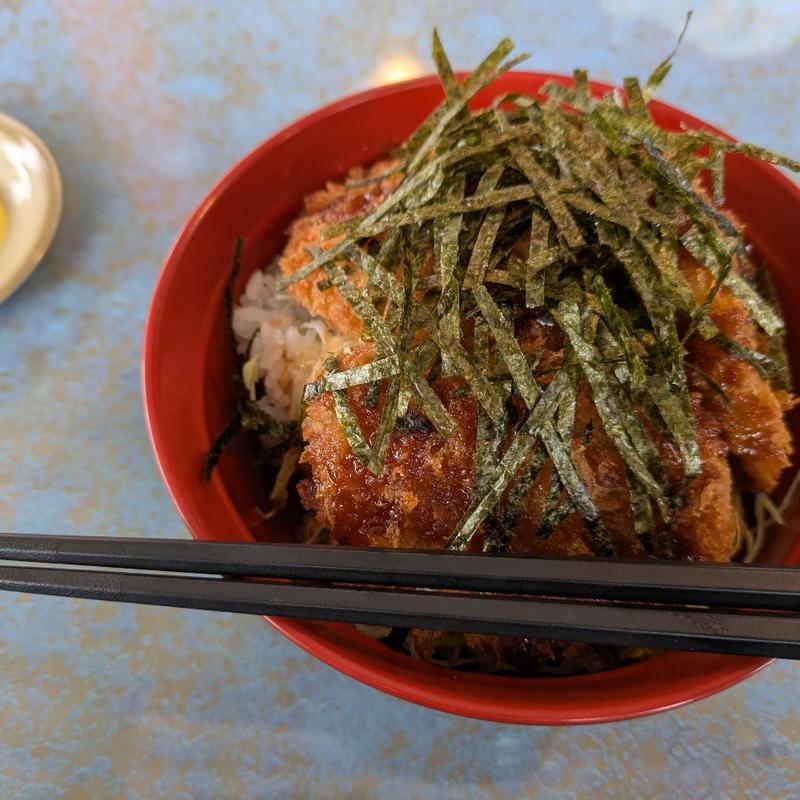 新潟ソースカツ丼(ガーデンラウンジ )