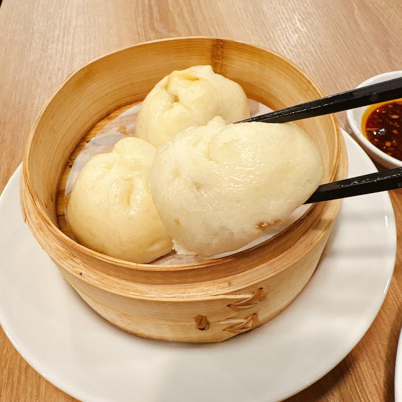 蒸し豚まん(3個)(ゴールデンタイガー 大阪梅田D.D.HOUSE)