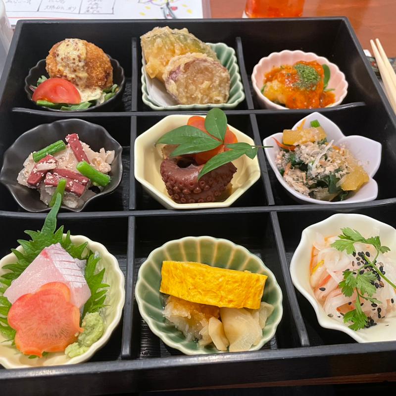 松花堂(割烹 TONBO)