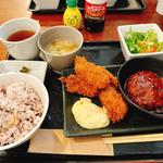 選べるセット(ハンバーグとカキフライ)(昭和堂Ｑ)