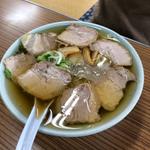 チャーシューメン【並盛】(ラーメン まるしま)