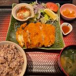 チキンと大葉のチーズカツレツ(大戸屋 広島本通店 （おおとや）)