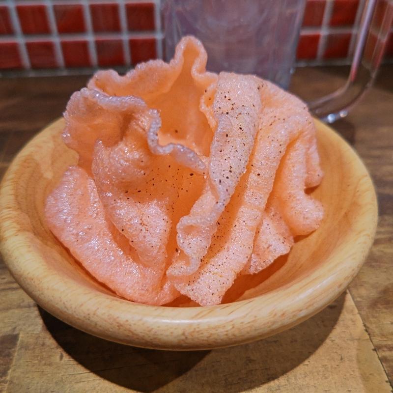 お通し(えびせん)(横浜 肉寿司)