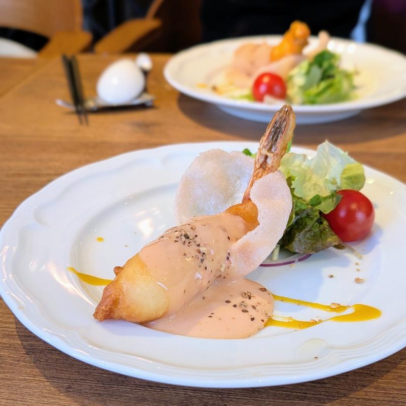 蔭山樓特製大きなエビのマヨネーズソース和え(蔭山樓)