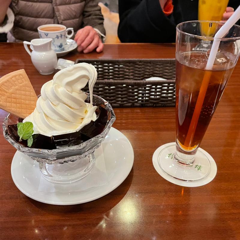 珈琲ゼリーとソフトクリームサンデー（ドリンク付き）(椿屋茶房 丸ビル店)