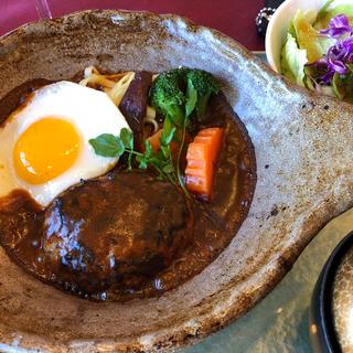 手作りハンバーグランチ