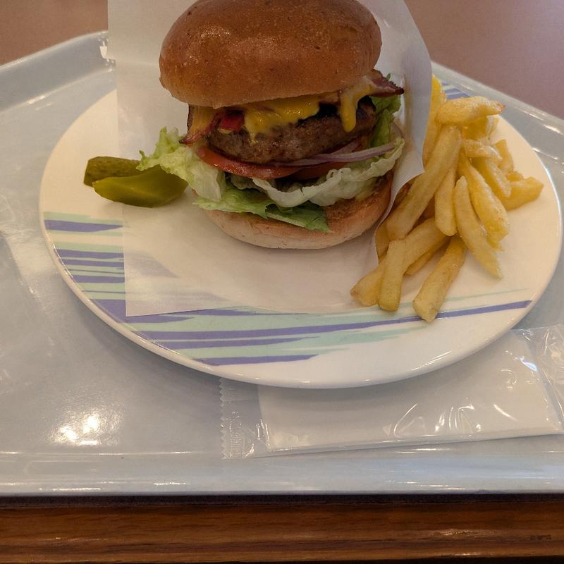 にいがた和牛のハンバーガー(カフェテリア オーロラ )