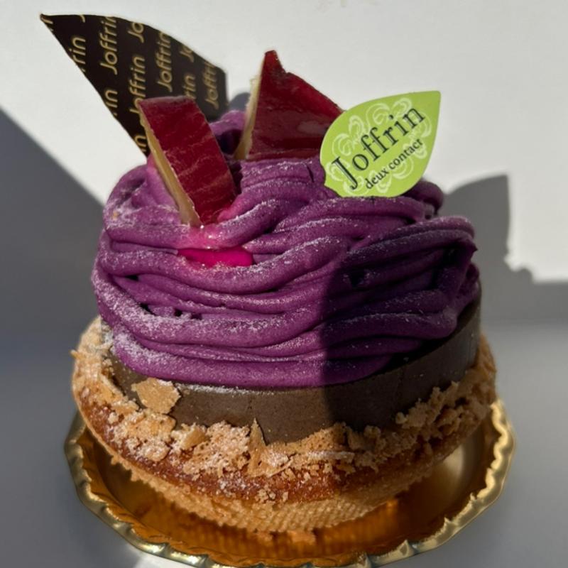 紫芋と黒ごまショコラのタルト(ジョフラン 楠葉店)