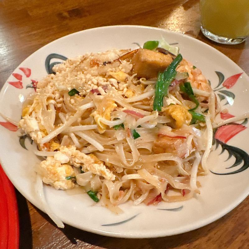 パッタイ(タイのおうちごはんaroina)