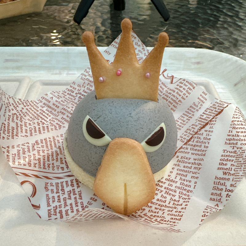 ハシビロ王のケーキ(花のキッチン)