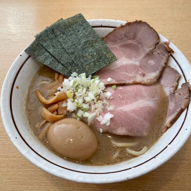 魚介豚骨ラーメン(麺屋 くおん)