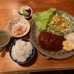 ハンバーグ定食(珈琲とお食事の家 喫茶 園)