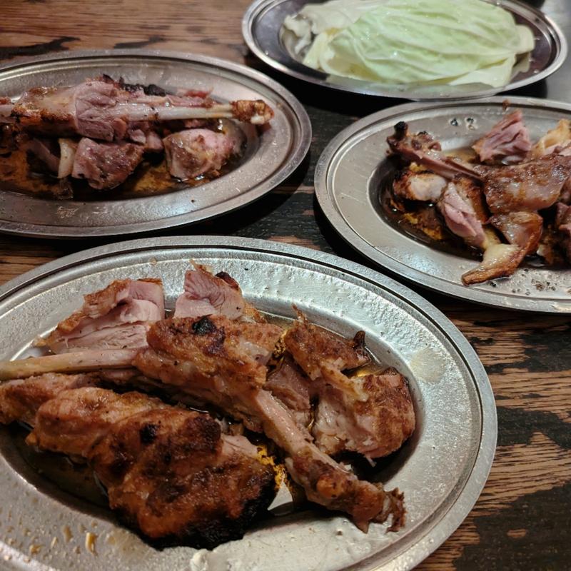 おやどりとひなどり(骨付鳥 一鶴 丸亀本店 （いっかく）)