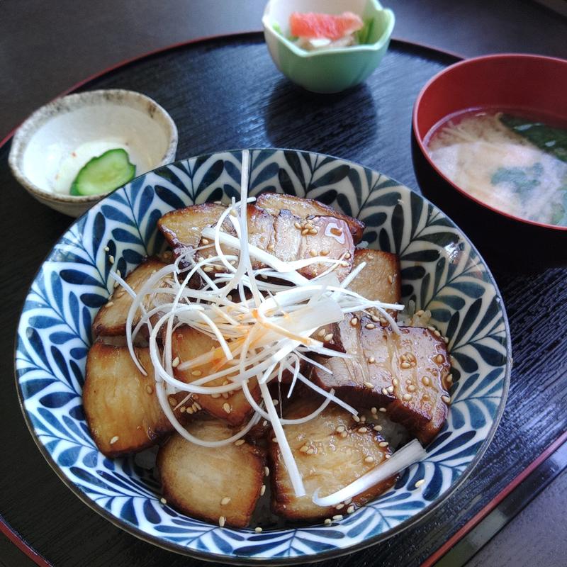 炙りチャーシュー丼(食楽・縁)