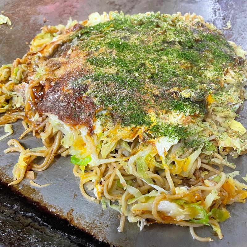 そば肉玉シングル＋イカ天(三八 （さんぱち）)