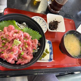 ネギトロ丼