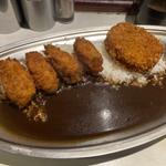 カキフライカレー（季節限定）(カレー屋ジョニー お茶ノ水店 （カレーヤジョニー）)