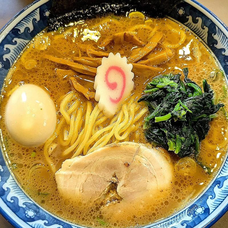 らーめん 大盛 味玉(麺彩房 中野本店)